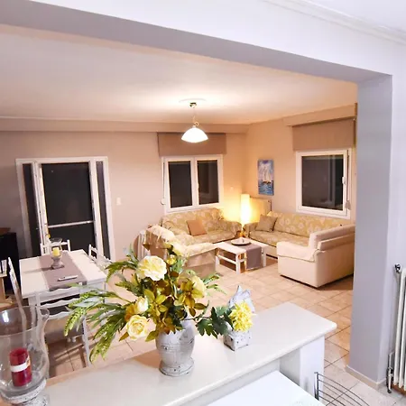 Adam's PalaiónTsiflíkion