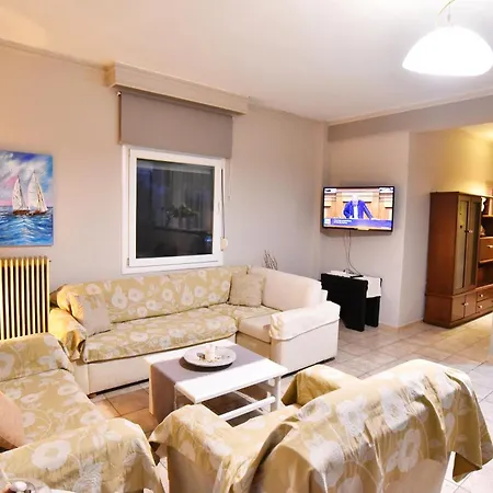 Adam's * PalaiónTsiflíkion