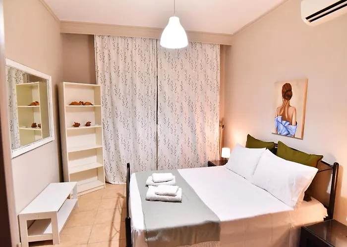 Adam's PalaiónTsiflíkion